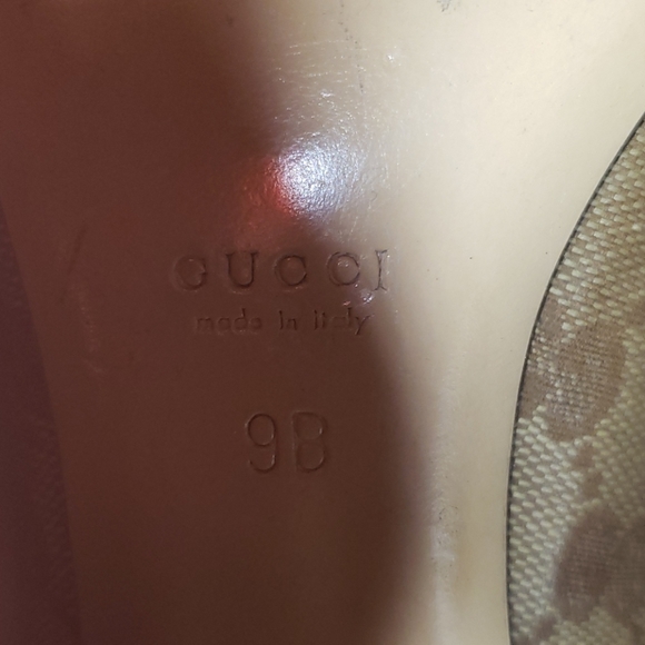 Authentic Gucci heels - Picture 7 of 9